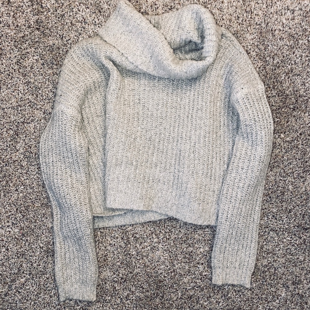 CROP SWEATER!
